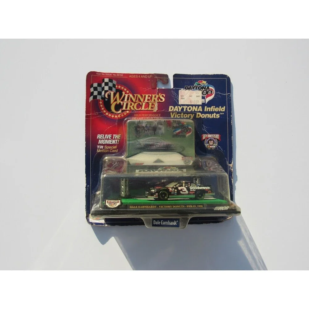 Dale Earnhardt #3 Goodwrench Winner's Circle Daytona 500 Victory Donuts 1998 NIP